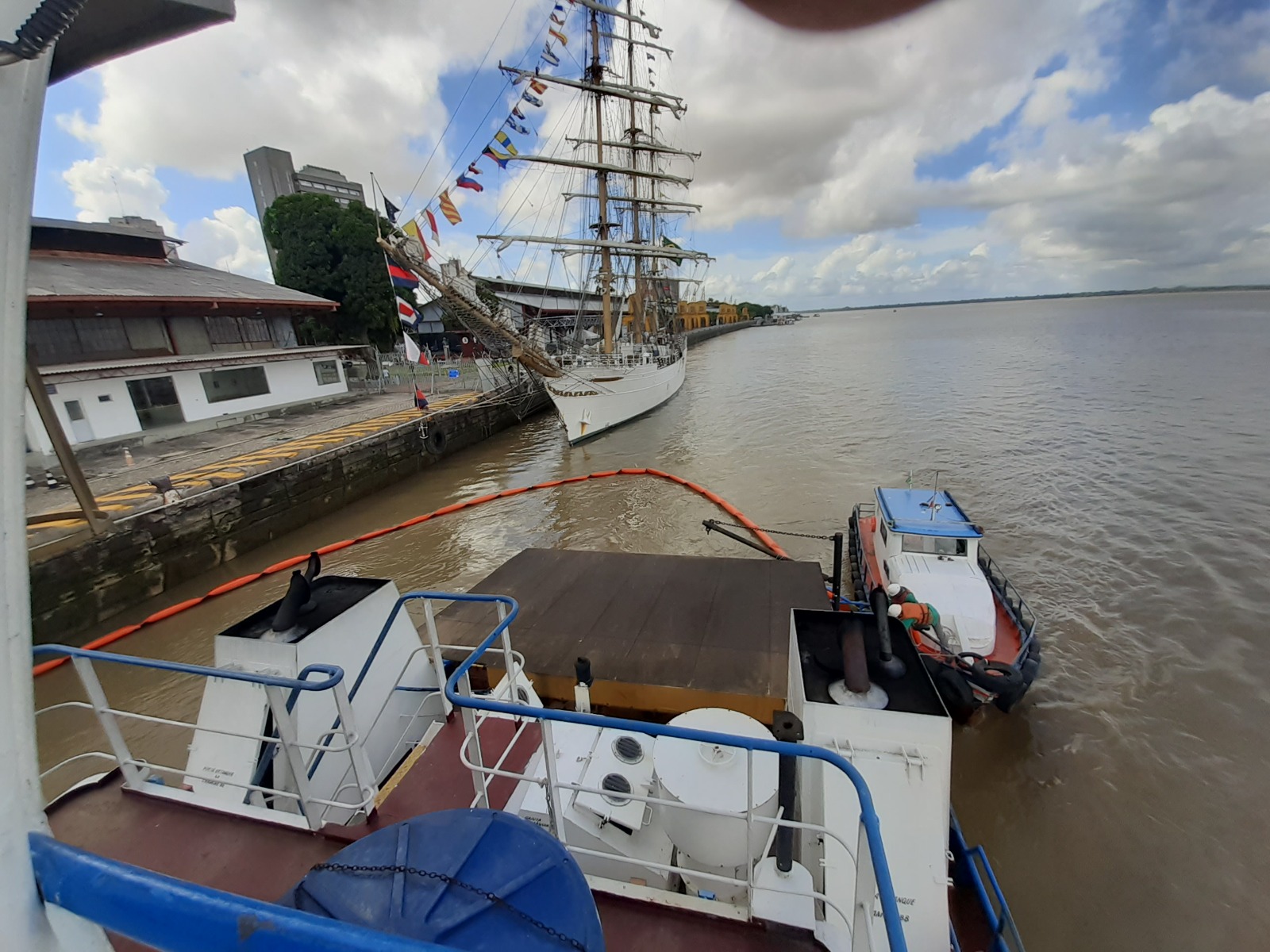 WhatsApp Image 2025-11-22 at 15.21.23.jpeg